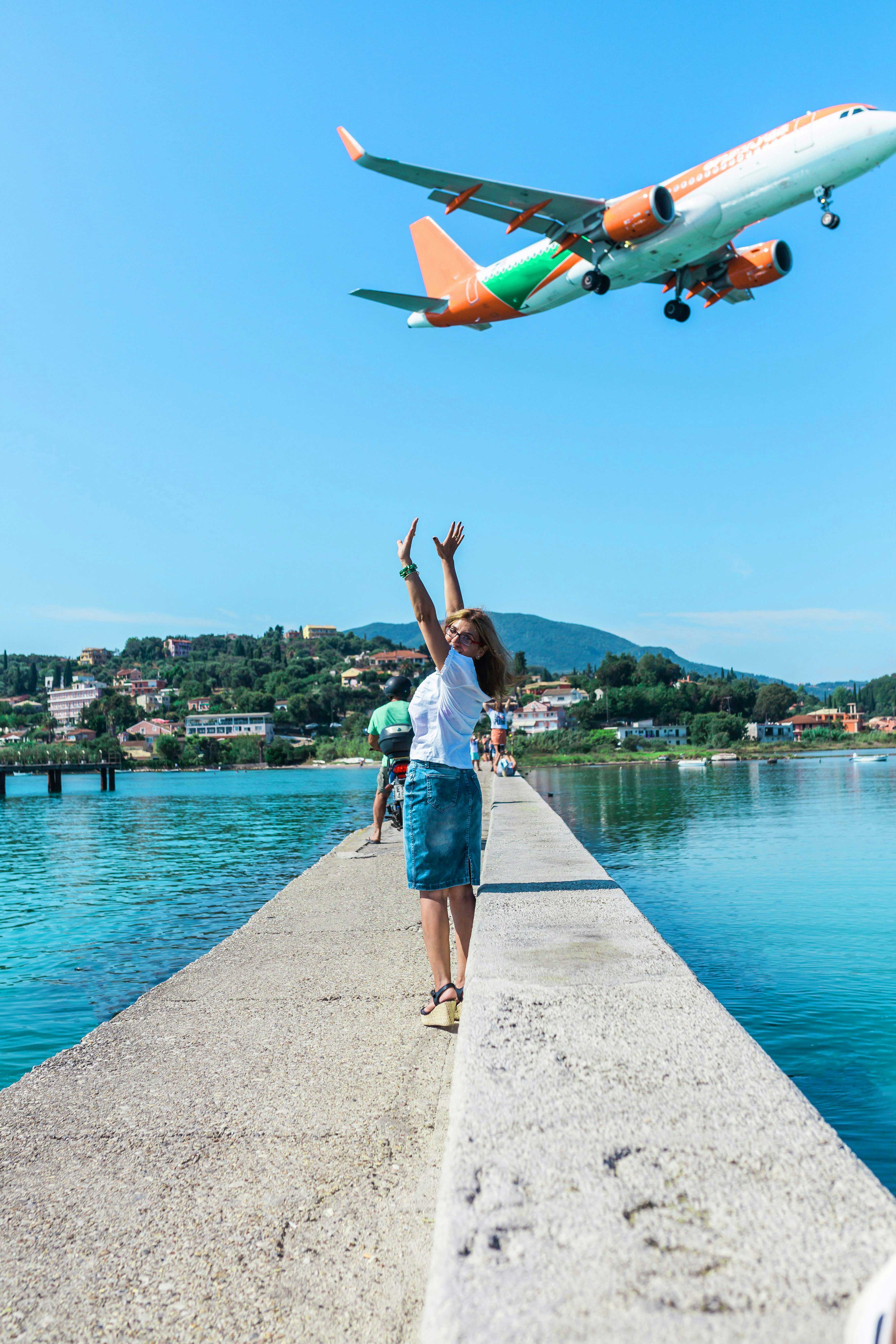 alexander-mils-vLNvvqK4DIE-unsplash